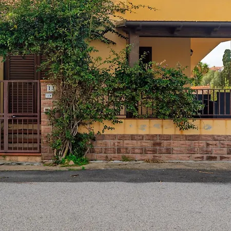 La Casa Del Bouganville * Golfo Aranci